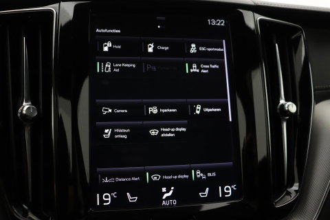 Volvo XC60 T8 R-Design | Bowers&Wilkins | Luchtvering | Panoramadak | 360° Camera | Massage+Ventilatie | Stoel+Stuurverwarming | 22 Inch