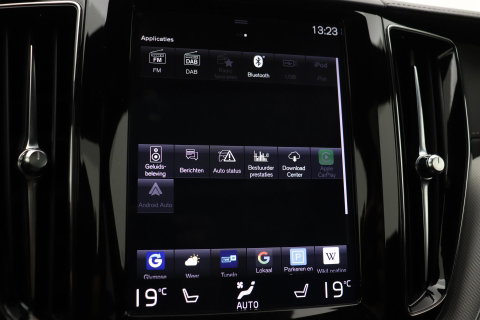 Volvo XC60 T8 R-Design | Bowers&Wilkins | Luchtvering | Panoramadak | 360° Camera | Massage+Ventilatie | Stoel+Stuurverwarming | 22 Inch