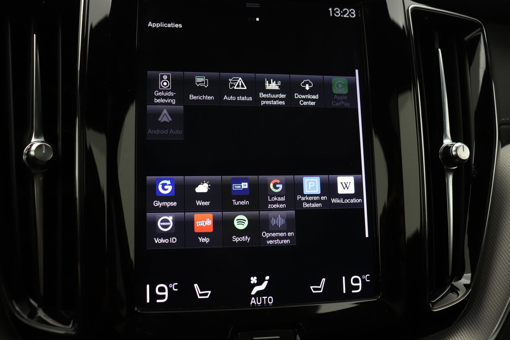 Volvo XC60 T8 R-Design | Bowers&Wilkins | Luchtvering | Panoramadak | 360° Camera | Massage+Ventilatie | Stoel+Stuurverwarming | 22 Inch