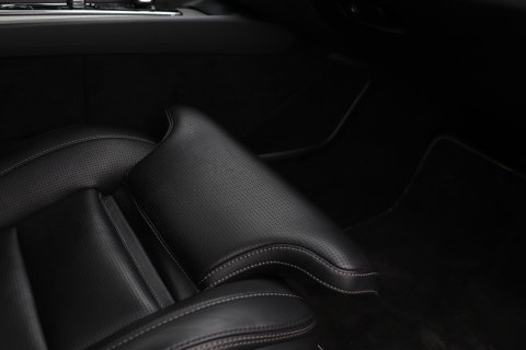 Volvo XC60 T8 R-Design | Bowers&Wilkins | Luchtvering | Panoramadak | 360° Camera | Massage+Ventilatie | Stoel+Stuurverwarming | 22 Inch