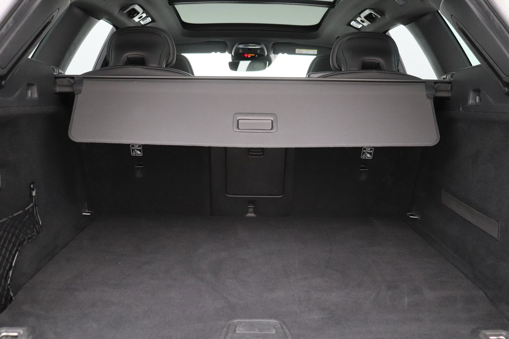 Volvo XC60 T8 R-Design | Bowers&Wilkins | Luchtvering | Panoramadak | 360° Camera | Massage+Ventilatie | Stoel+Stuurverwarming | 22 Inch