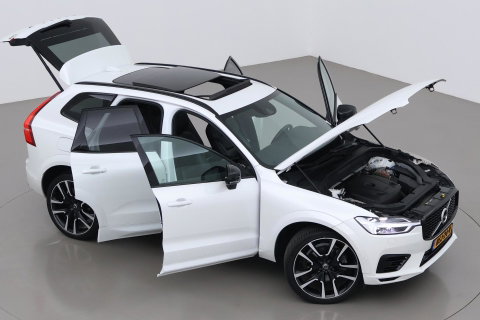 Volvo XC60 T8 R-Design | Bowers&Wilkins | Luchtvering | Panoramadak | 360° Camera | Massage+Ventilatie | Stoel+Stuurverwarming | 22 Inch