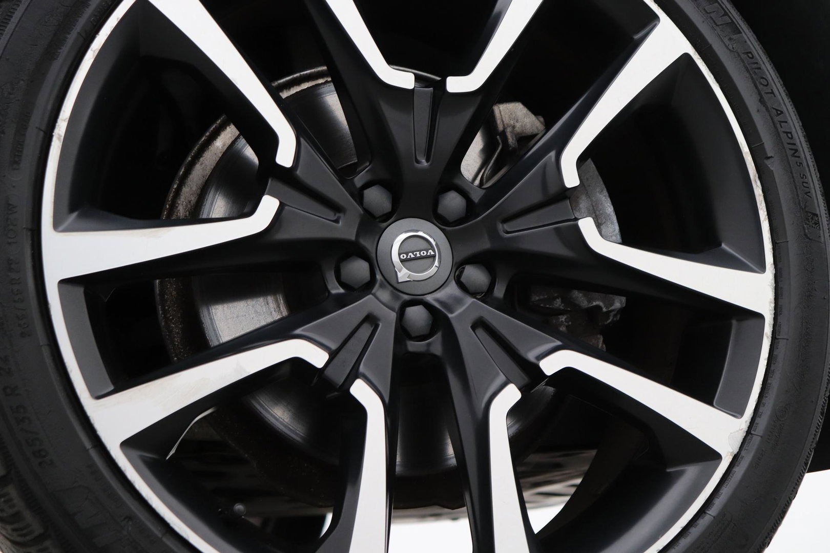 Volvo XC60 T8 R-Design | Bowers&Wilkins | Luchtvering | Panoramadak | 360° Camera | Massage+Ventilatie | Stoel+Stuurverwarming | 22 Inch