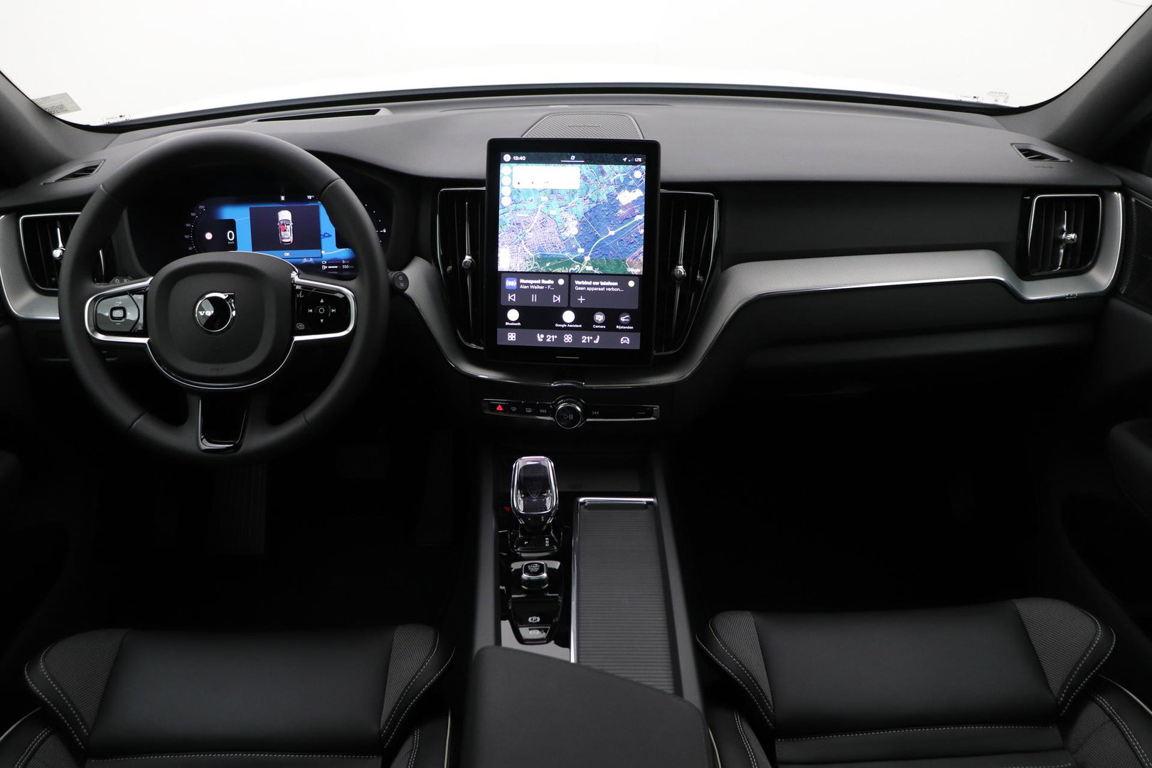 Volvo XC60 T6 Plus Black Edition | Harman/Kardon | Panoramadak | Head-Up | 360° Camera | ACC | 21 Inch
