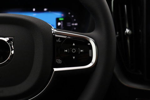 Volvo XC60 T6 Plus Black Edition | Harman/Kardon | Panoramadak | Head-Up | 360° Camera | ACC | 21 Inch