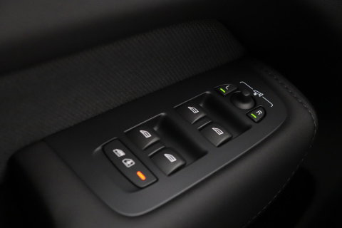 Volvo XC60 T6 Plus Black Edition | Harman/Kardon | Panoramadak | Head-Up | 360° Camera | ACC | 21 Inch