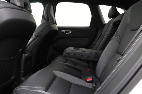 Volvo XC60 T6 Plus Black Edition | Harman/Kardon | Panoramadak | Head-Up | 360° Camera | ACC | 21 Inch