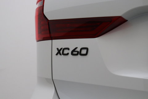 Volvo XC60 T6 Plus Black Edition | Harman/Kardon | Panoramadak | Head-Up | 360° Camera | ACC | 21 Inch
