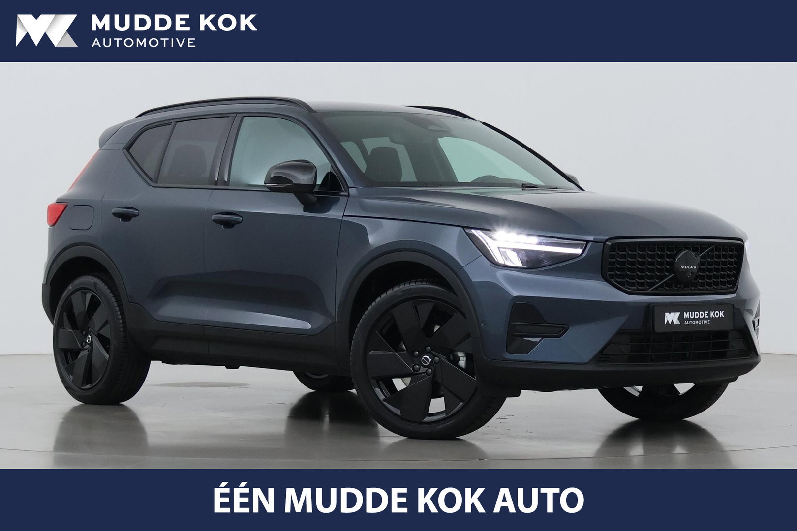 Volvo XC40 B3 Plus Black Edition | Harman/Kardon | BLIS | 360° Camera | Pilot Assist | Stoel+Stuurverwarming | Memory | ACC | 20 Inch