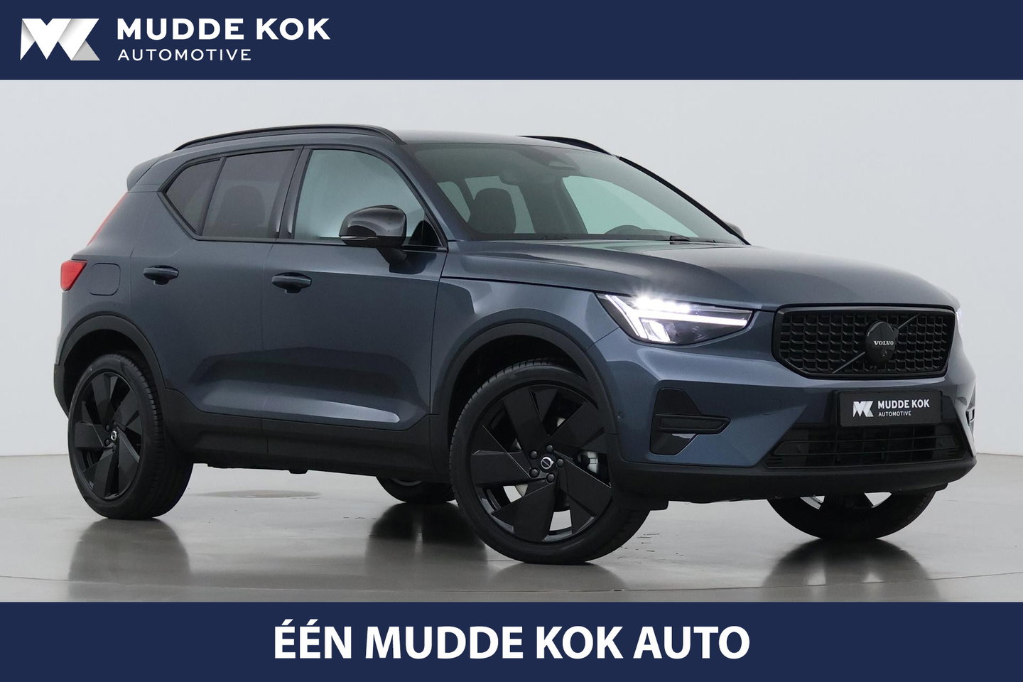 Volvo XC40 B3 Plus Black Edition | Harman/Kardon | BLIS | 360° Camera | Pilot Assist | Stoel+Stuurverwarming | Memory | ACC | 20 Inch