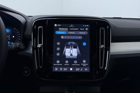 Volvo XC40 B3 Plus Black Edition | Harman/Kardon | BLIS | 360° Camera | Pilot Assist | Stoel+Stuurverwarming | Memory | ACC | 20 Inch
