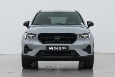 Volvo XC40 2.0 B3 Plus Black Edition | Harman/Kardon | BLIS | 360° Camera | Pilot Assist | Stoel+Stuurverwarming | Memory | ACC | 20 Inch