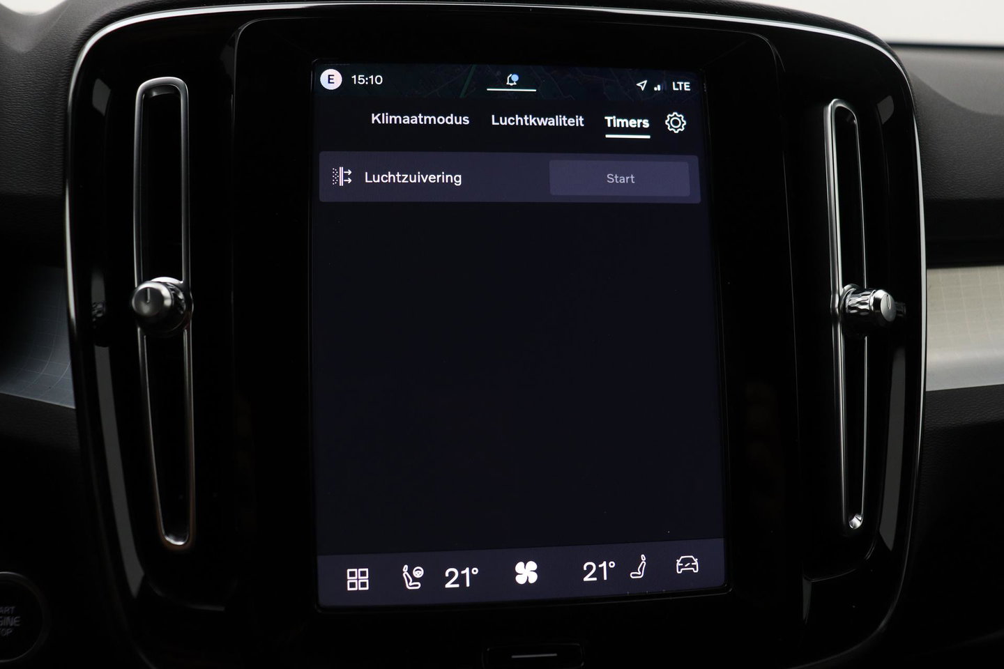 Volvo XC40 2.0 B3 Plus Black Edition | Harman/Kardon | BLIS | 360° Camera | Pilot Assist | Stoel+Stuurverwarming | Memory | ACC | 20 Inch