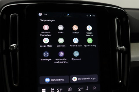 Volvo XC40 2.0 B3 Plus Black Edition | Harman/Kardon | BLIS | 360° Camera | Pilot Assist | Stoel+Stuurverwarming | Memory | ACC | 20 Inch