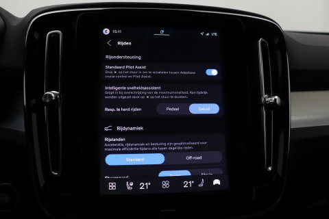 Volvo XC40 2.0 B3 Plus Black Edition | Harman/Kardon | BLIS | 360° Camera | Pilot Assist | Stoel+Stuurverwarming | Memory | ACC | 20 Inch