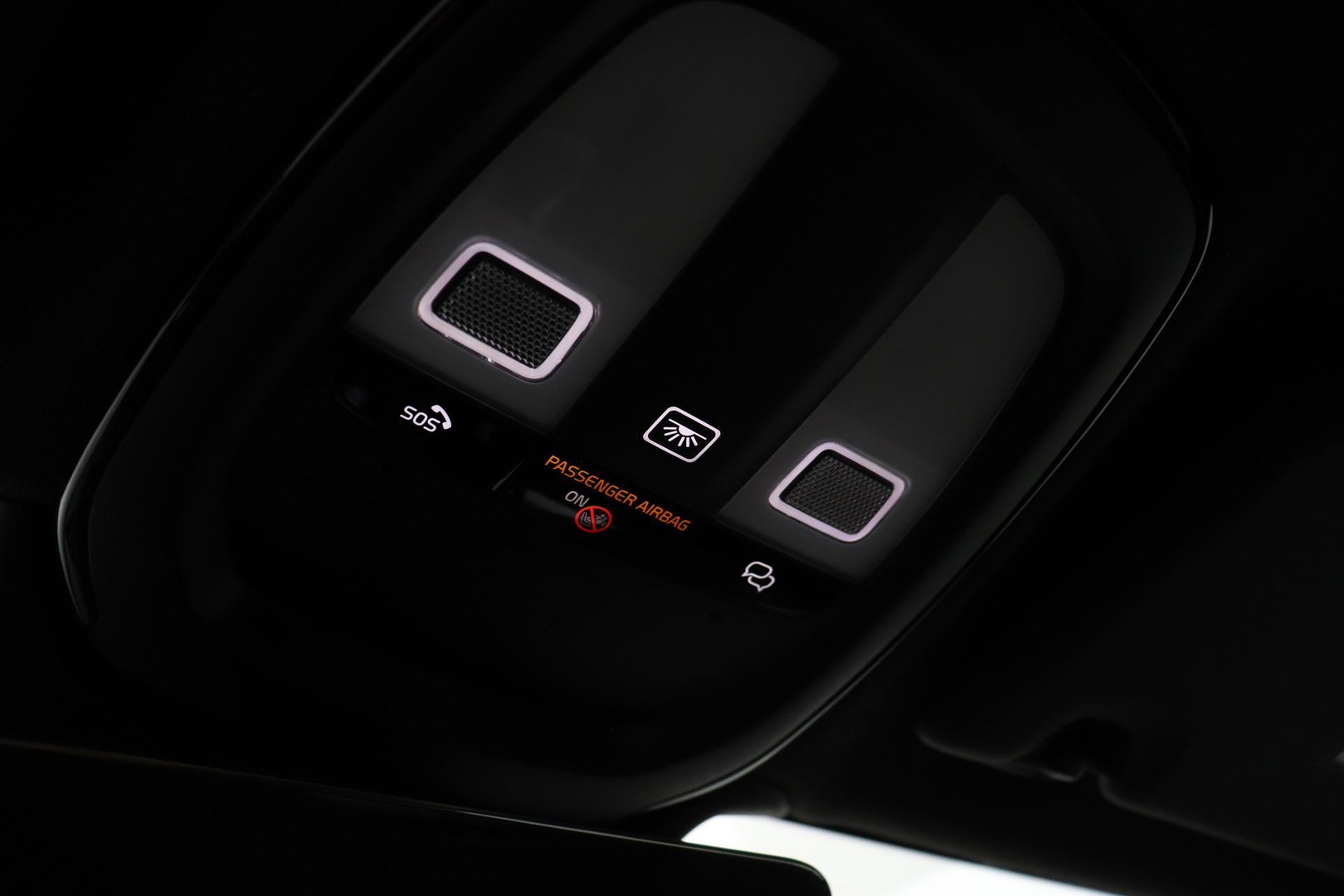 Volvo XC40 2.0 B3 Plus Black Edition | Harman/Kardon | BLIS | 360° Camera | Pilot Assist | Stoel+Stuurverwarming | Memory | ACC | 20 Inch