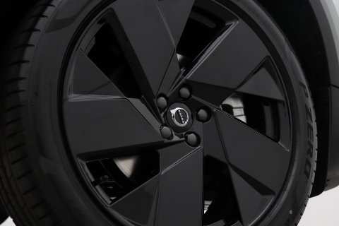 Volvo XC40 2.0 B3 Plus Black Edition | Harman/Kardon | BLIS | 360° Camera | Pilot Assist | Stoel+Stuurverwarming | Memory | ACC | 20 Inch
