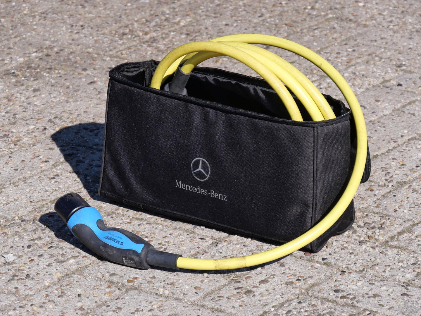 Mercedes-Benz EQA 67kWh AMG/ AMBIENT LIGHTING/ BLINDSPOT/ ELEKT. KLEP/ SOH 97%