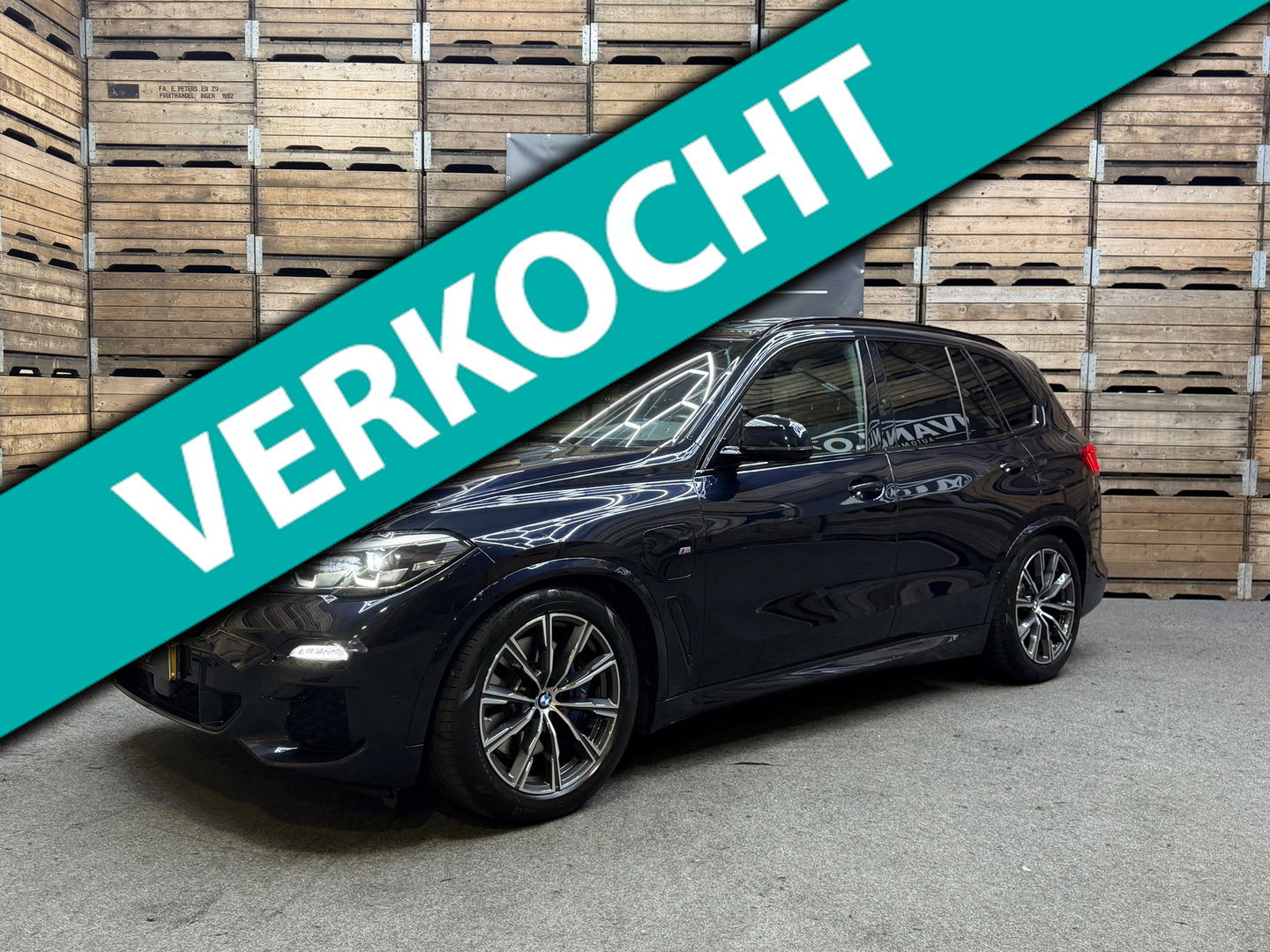 BMW X5 XDrive45e High Executive, Pano, 20"LM, Adptieve Cruise, HuD, Harman Kardon, Luchtvering, Stoel-Stuur en Achterbank verw.