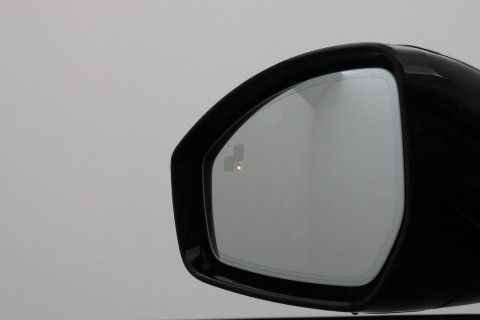 Land Rover Range Rover Evoque 1.5 P270e S | Panoramadak | 360° Camera | BLIS | Black Pack | Stoel+Stuurverwarming | Keyless | ACC