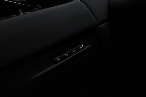 Land Rover Range Rover Evoque 1.5 P270e S | Panoramadak | 360° Camera | BLIS | Black Pack | Stoel+Stuurverwarming | Keyless | ACC