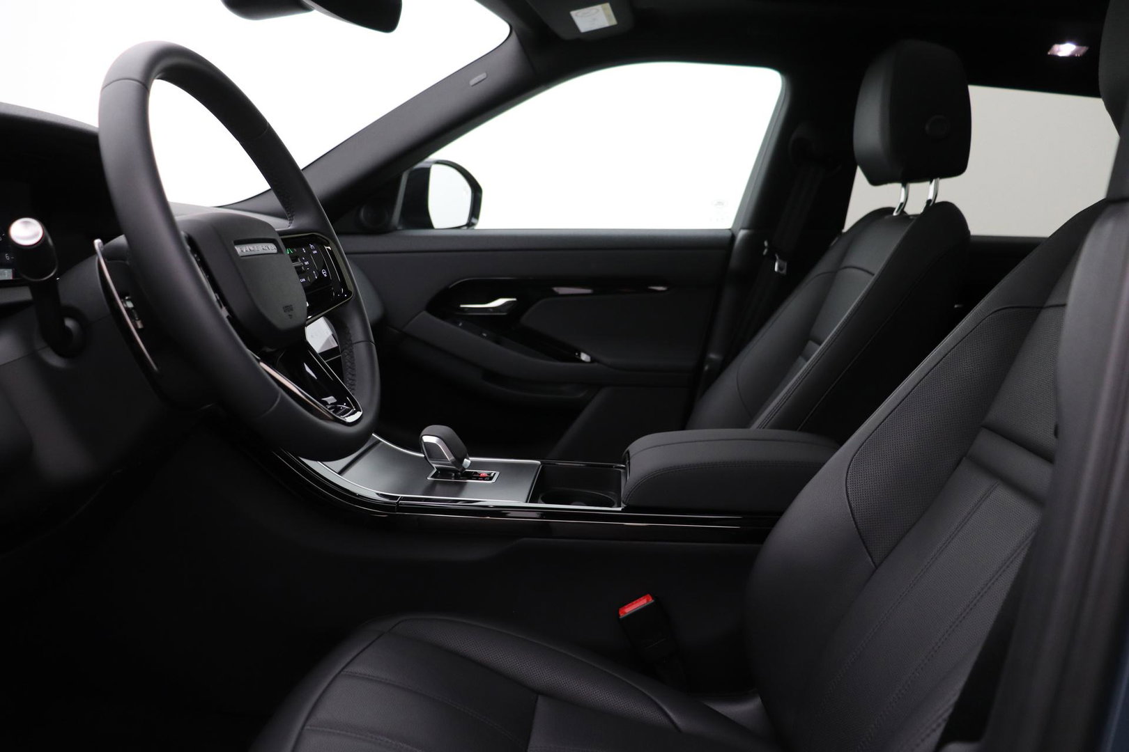 Land Rover Range Rover Evoque 1.5 P270e S | Panoramadak | 360° Camera | BLIS | Black Pack | Stoel+Stuurverwarming | Keyless | ACC