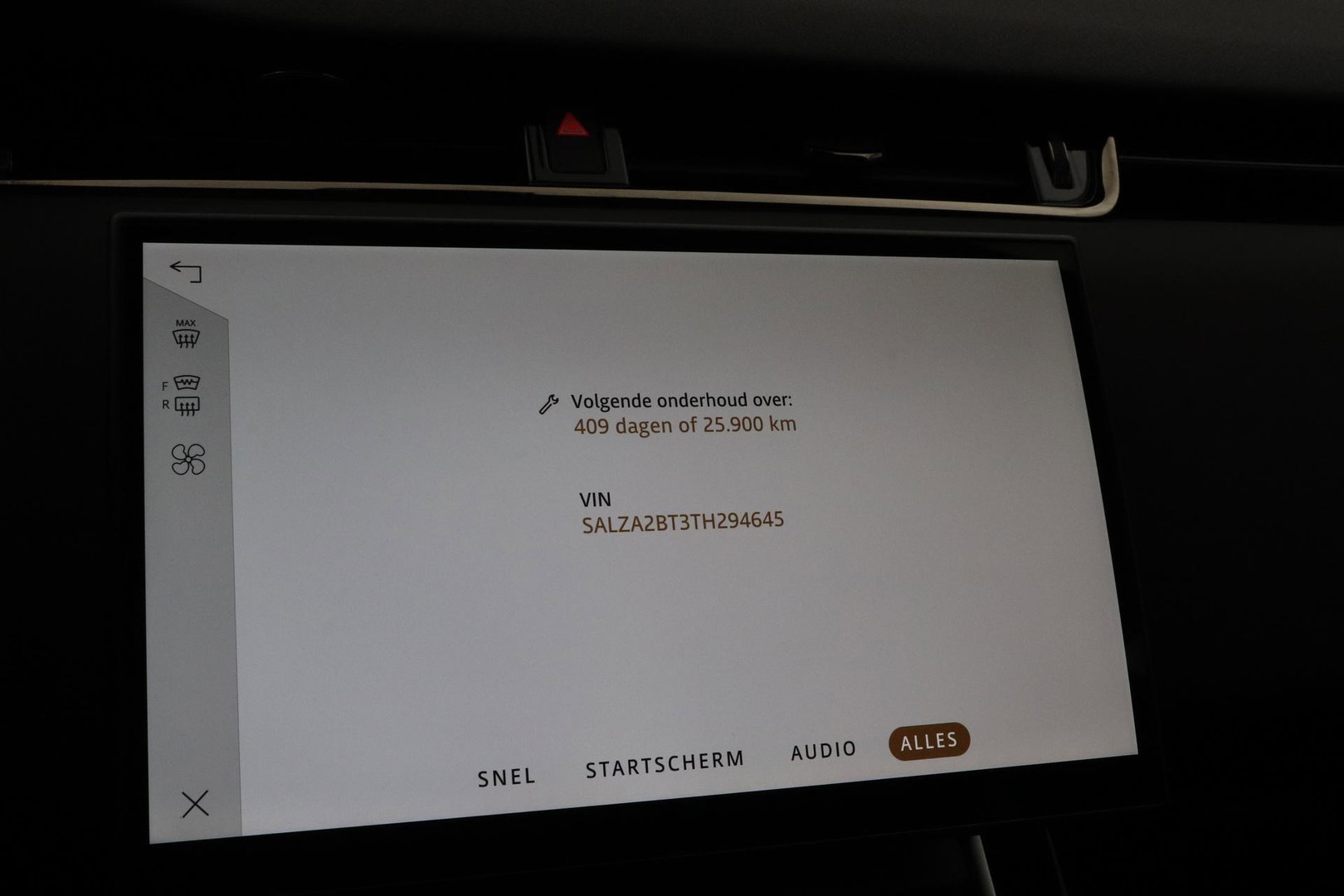 Land Rover Range Rover Evoque 1.5 P270e S | Panoramadak | 360° Camera | BLIS | Black Pack | Stoel+Stuurverwarming | Keyless | ACC