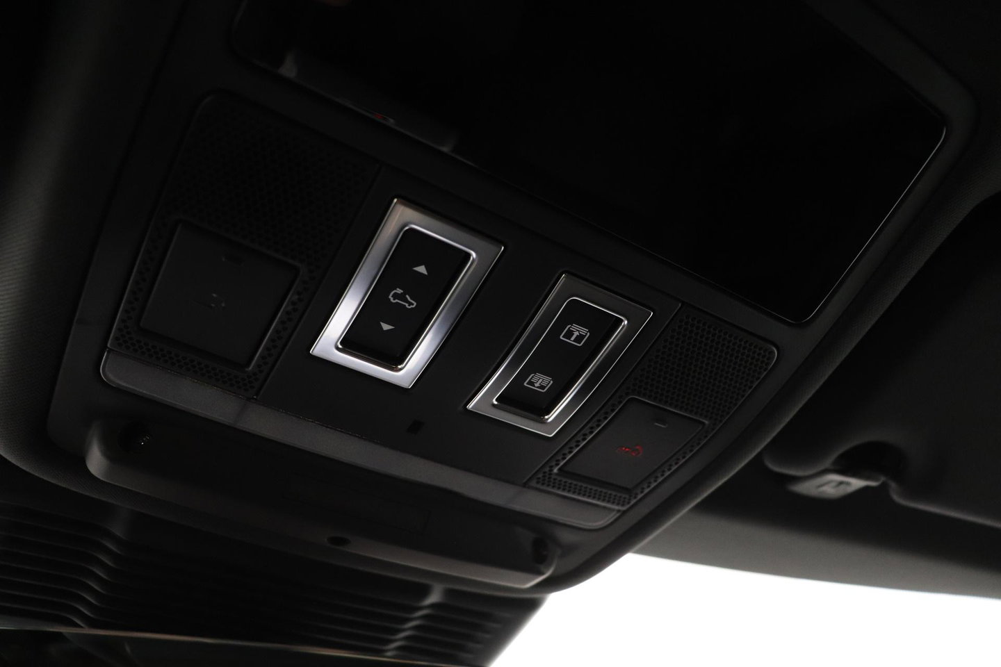 Land Rover Range Rover Evoque 1.5 P270e S | Panoramadak | 360° Camera | BLIS | Black Pack | Stoel+Stuurverwarming | Keyless | ACC