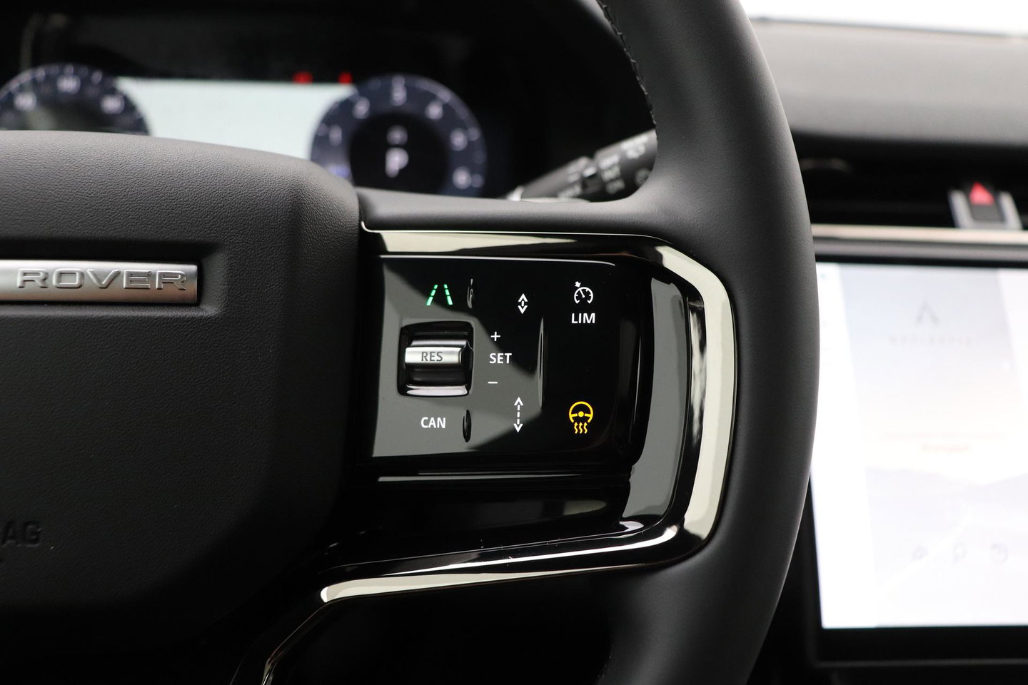 Land Rover Range Rover Evoque 1.5 P270e S | Panoramadak | 360° Camera | BLIS | Black Pack | Stoel+Stuurverwarming | Keyless | ACC