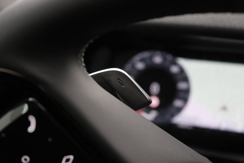 Land Rover Range Rover Evoque 1.5 P270e S | Panoramadak | 360° Camera | BLIS | Black Pack | Stoel+Stuurverwarming | Keyless | ACC