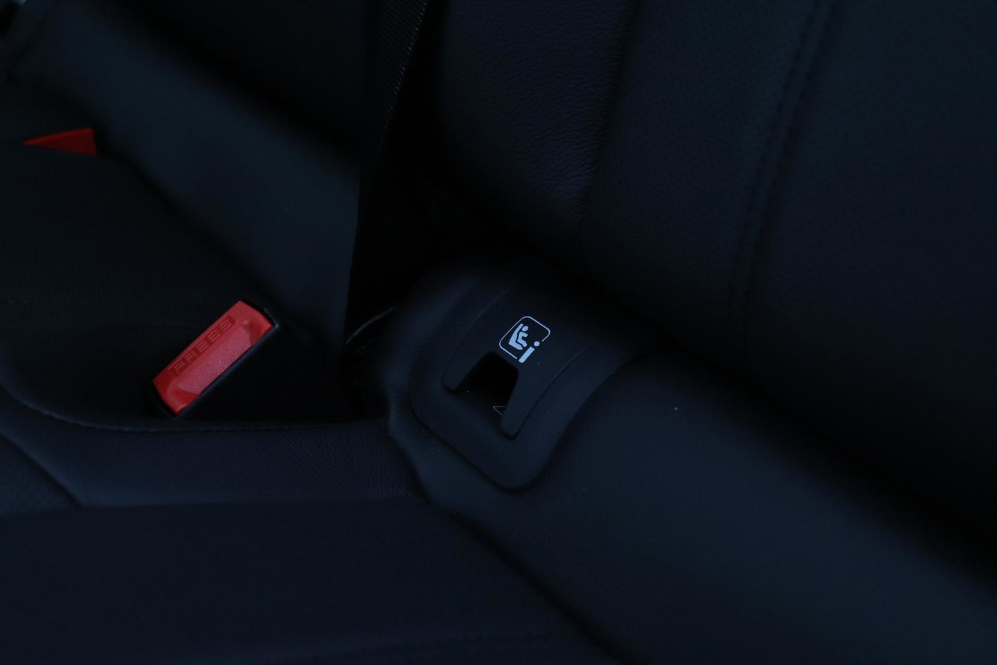 Land Rover Range Rover Evoque 1.5 P270e S | Panoramadak | 360° Camera | BLIS | Black Pack | Stoel+Stuurverwarming | Keyless | ACC