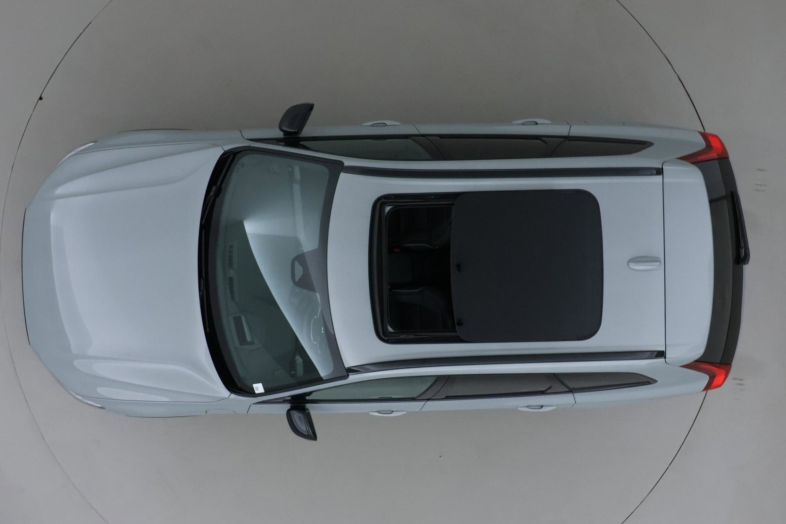 Volvo XC60 T6 Plus Black Edition | Harman/Kardon | Pilot Assist | Panoramadak | 360° Camera | Head-Up | Stoel+Stuurverwarming | 21 Inch