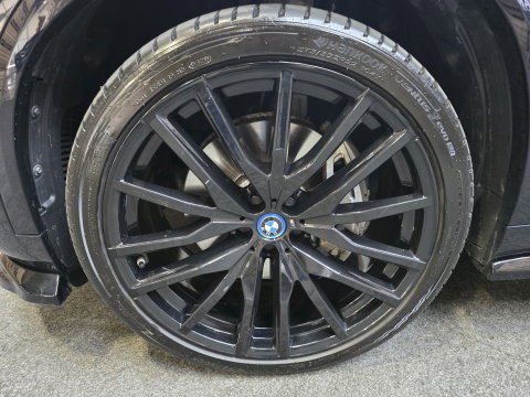 BMW X5 XDrive50e Launch Edition M-Sport Sky Lounge Maxton Panorama Leder Luchtvering 22"LM