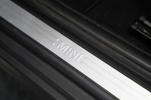 MINI 5-Deurs 1.5 Cooper Chili Navigatie Full-led CruiseControl