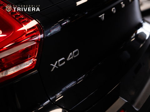 Volvo XC40 1.5 T5 Recharge Inscription 262PK l SoH 95% l CAM 360° l Vol Leder l PANO l Harm. Kardan l 1ste eig. Dealer Onderh.