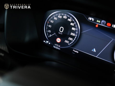 Volvo XC40 1.5 T5 Recharge Inscription 262PK l SoH 95% l CAM 360° l Vol Leder l PANO l Harm. Kardan l 1ste eig. Dealer Onderh.