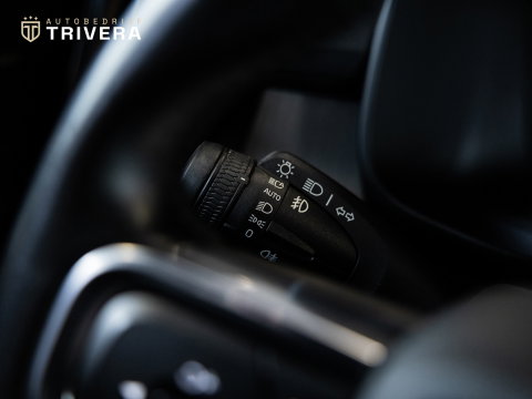 Volvo XC40 1.5 T5 Recharge Inscription 262PK l SoH 95% l CAM 360° l Vol Leder l PANO l Harm. Kardan l 1ste eig. Dealer Onderh.