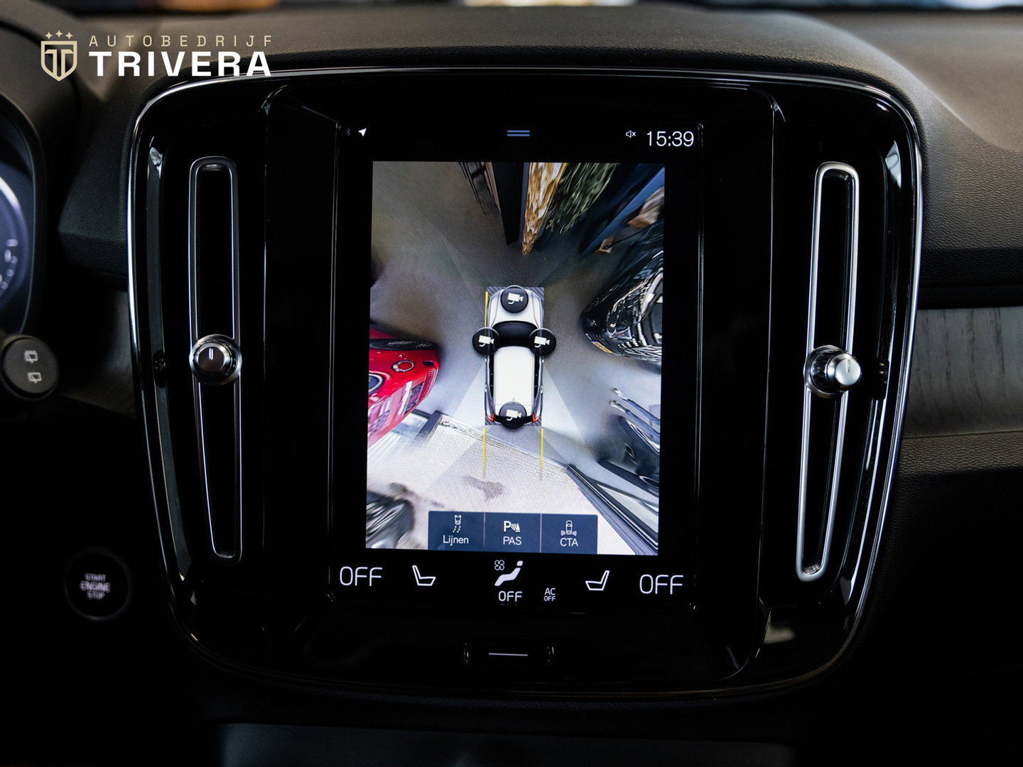 Volvo XC40 1.5 T5 Recharge Inscription 262PK l SoH 95% l CAM 360° l Vol Leder l PANO l Harm. Kardan l 1ste eig. Dealer Onderh.
