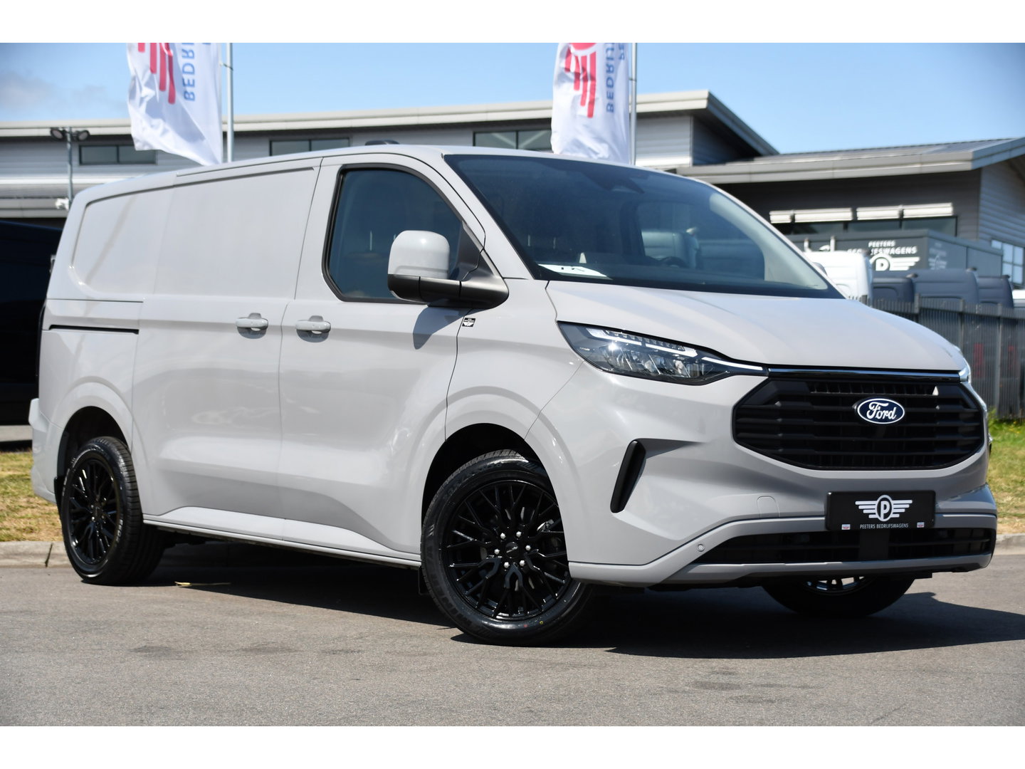 Ford Transit Custom 300 2.0 TDCI L1H1 Limited PB Edition Cruise, Camera, Carplay,, Trekhaak, 136pk, Stoelverwarming, LED, Automaat, Uniek!
