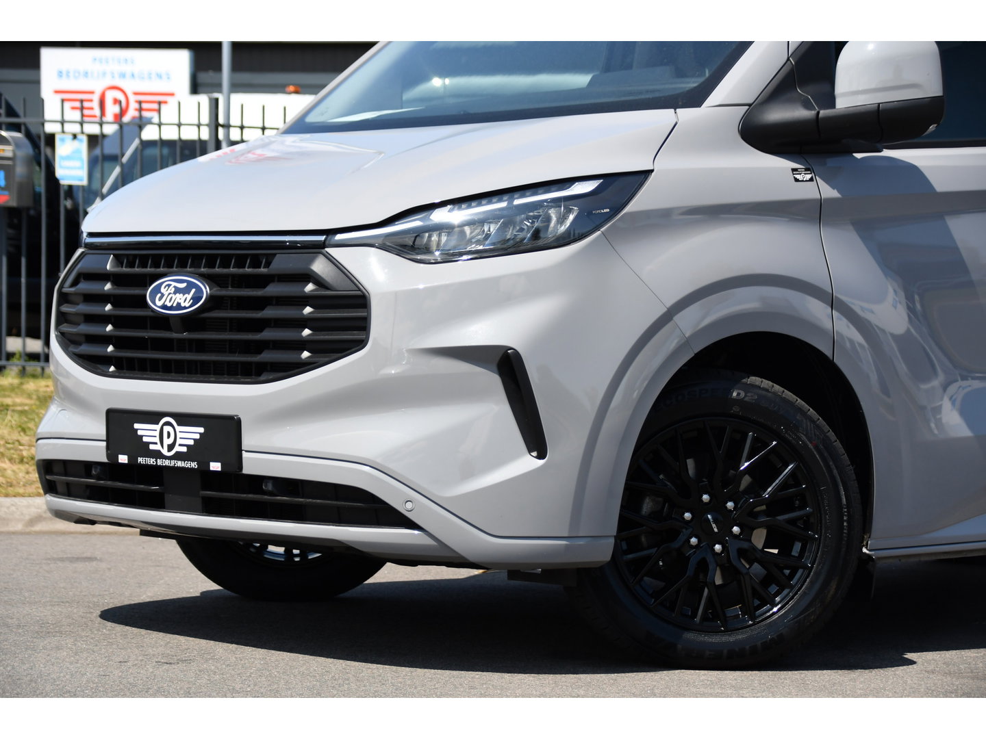Ford Transit Custom 300 2.0 TDCI L1H1 Limited PB Edition Cruise, Camera, Carplay,, Trekhaak, 136pk, Stoelverwarming, LED, Automaat, Uniek!