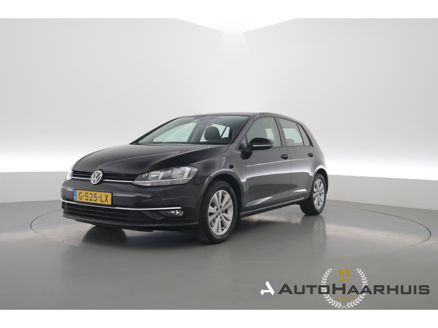 Volkswagen Golf 1.0 TSI Comfortline | Rijklaar! | Adapt. Cruise | Camera | Stoelverw. | CarPlay + NAV | Trekhaak | DAB