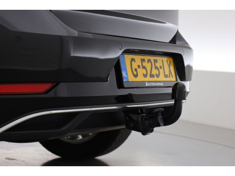 Volkswagen Golf 1.0 TSI Comfortline | Rijklaar! | Adapt. Cruise | Camera | Stoelverw. | CarPlay + NAV | Trekhaak | DAB
