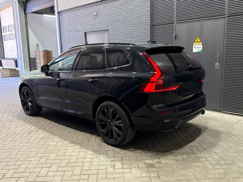 Volvo XC60 T6 Plus Black Edition | Harman/Kardon | Panoramadak | 360° Camera | Head-Up | Pilot Assist | Stoel+Stuurverwarming | 21 Inch | ACC