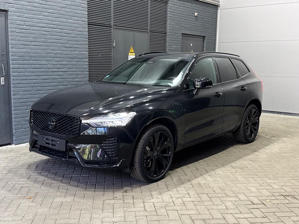 Volvo XC60 T6 Plus Black Edition | Harman/Kardon | Panoramadak | 360° Camera | Head-Up | Pilot Assist | Stoel+Stuurverwarming | 21 Inch | ACC