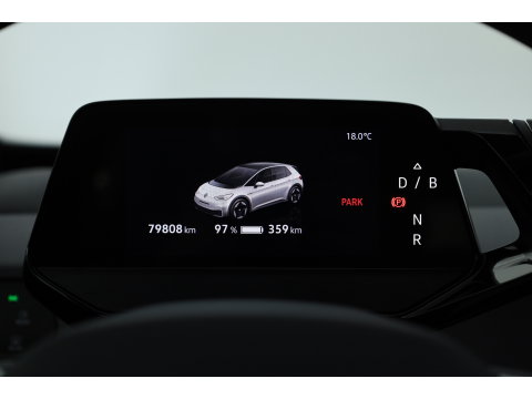 Volkswagen ID.3 Pro 58 kWh | Rijklaar! | Adapt. Cruise | Apple CarPlay | Navi | 18'' | PDC V+A | Clima |