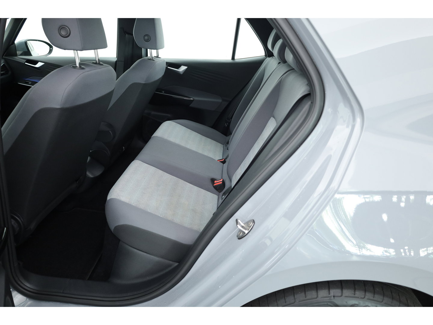 Volkswagen ID.3 Pro 58 kWh | Rijklaar! | Adapt. Cruise | Apple CarPlay | Navi | 18'' | PDC V+A | Clima |