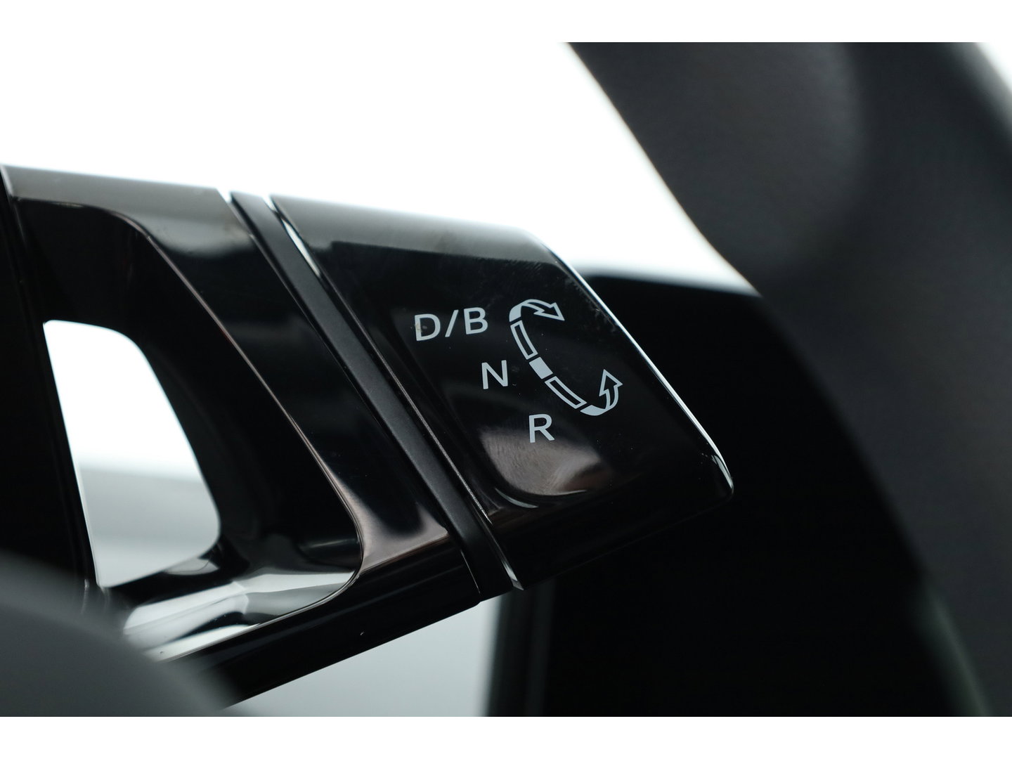 Volkswagen ID.3 Pro 58 kWh | Rijklaar! | Adapt. Cruise | Apple CarPlay | Navi | 18'' | PDC V+A | Clima |