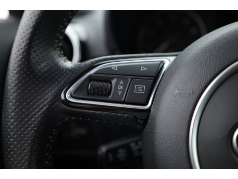 Audi A1 Sportback 1.0 TFSI Sport S line Edition | Rijklaar! | Orgi. NL | Bluetooth | bi-xenon | Navi | Cruise Ctrl. | Clima  | Licht- Regensensor