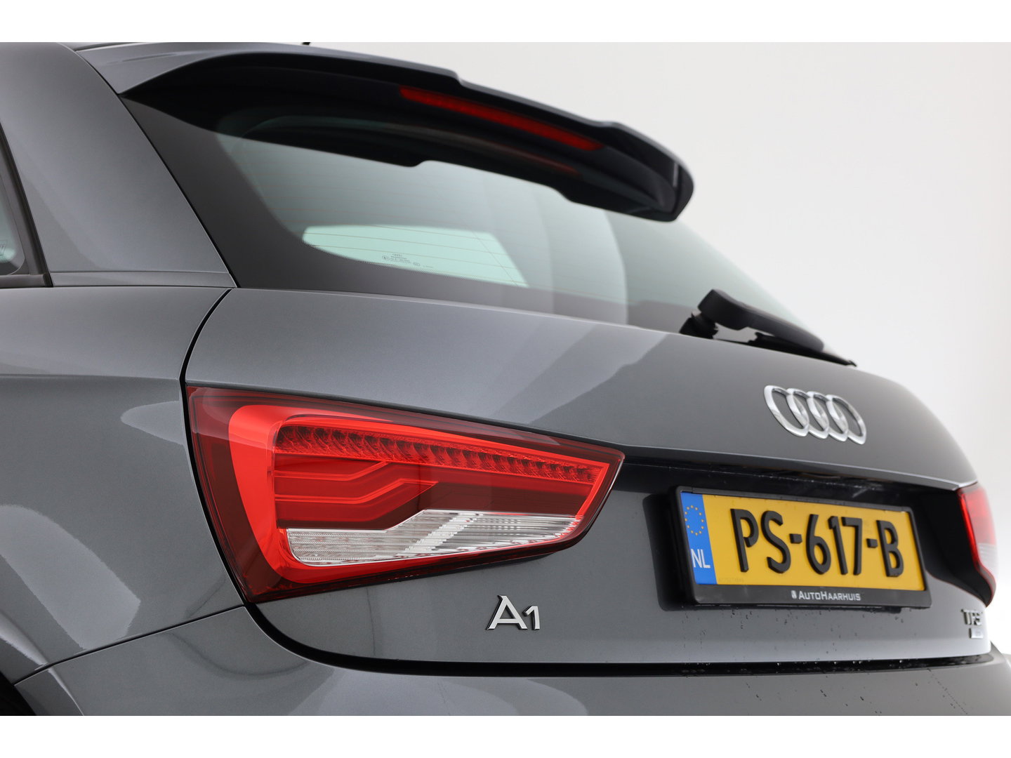 Audi A1 Sportback 1.0 TFSI Sport S line Edition | Rijklaar! | Orgi. NL | Bluetooth | bi-xenon | Navi | Cruise Ctrl. | Clima  | Licht- Regensensor