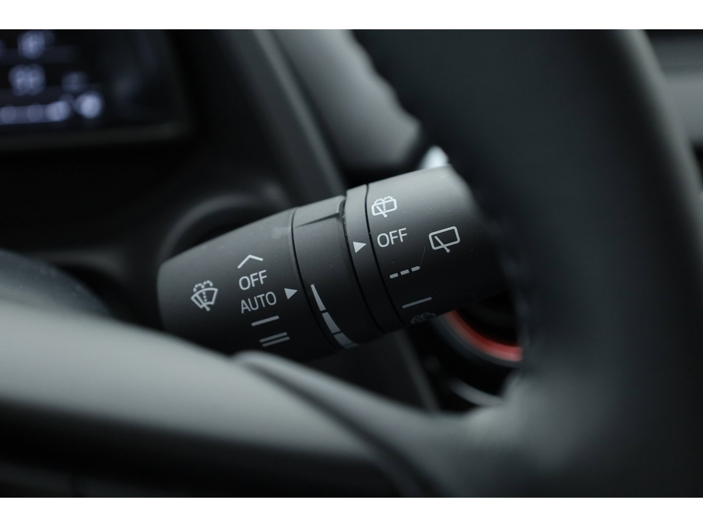 Mazda 2 1.5 SkyActiv-G 90 Homura | Rijklaar! | Navi by Apple CarPlay | Stoel- Stuurverw. | Trekhaak | Camera | Cruise Ctrl.